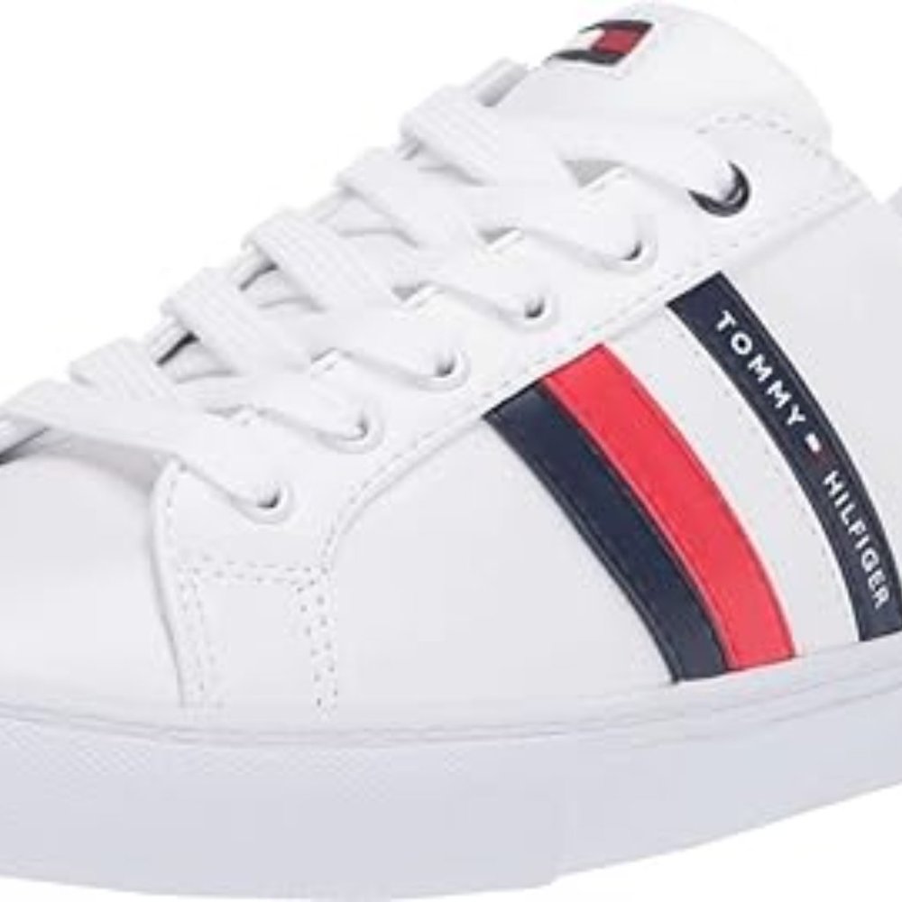 Tommy Hilfiger Women's Lawson Sneaker